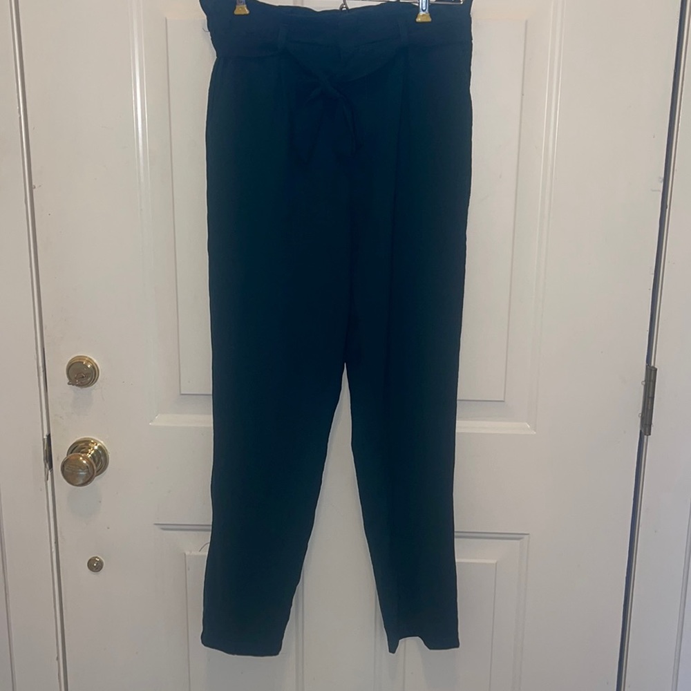 EUC Lili & Lala Green Pants Size M